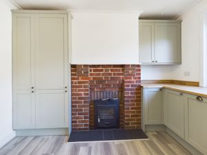 Kitchen- click for photo gallery